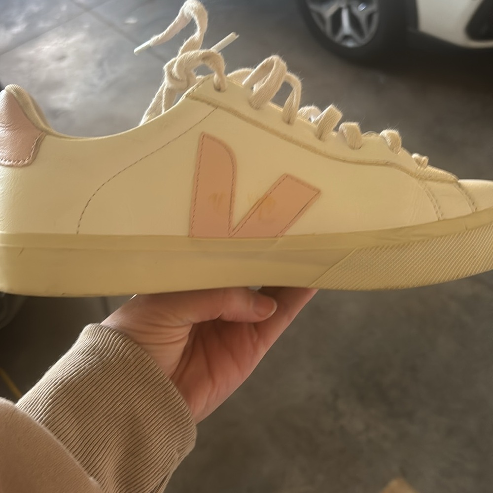 VEJA Logo Campo Leather Pink V Sneakers - Picture 14 of 15